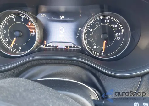 2019 Jeep Cherokee Limited 4X4 z USA, uszkodzony, nr VIN 1C4PJMDX0KD126574